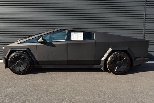 2024 Tesla Cybertruck All-Wheel Drive