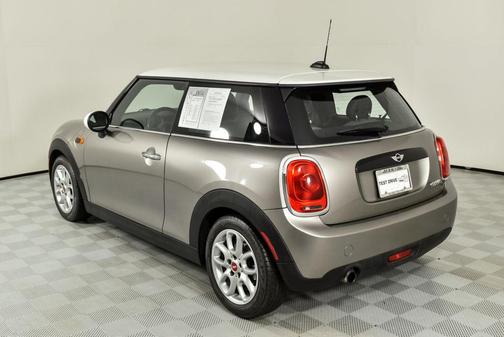 2017 MINI Hardtop Cooper