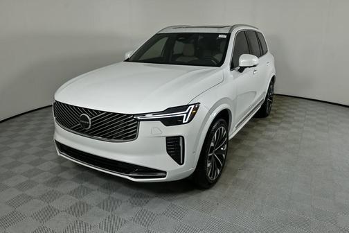 2026 Volvo XC90 B6 Plus 7-Seater