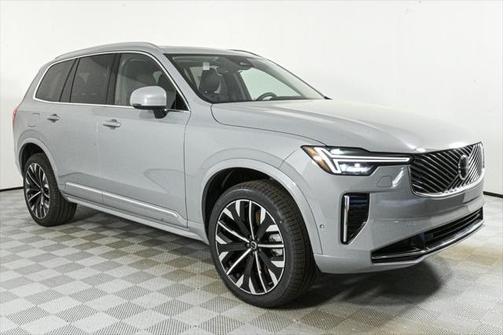 2025 Volvo XC90 Plug-In Hybrid T8 Ultra 7-Seater