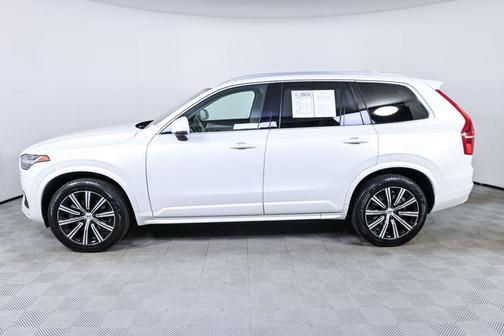 2023 Volvo XC90 B5 Core