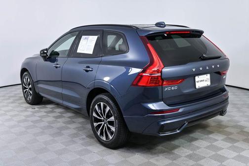 Denim Blue Metallic 2024 Volvo XC60 B5 Core