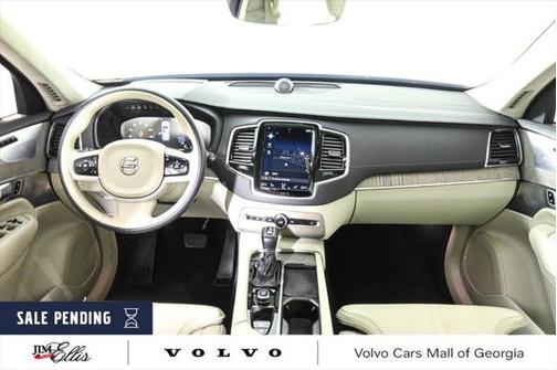 2022 Volvo XC90 T6 Inscription