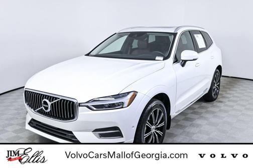 Crystal White Pearl 2019 Volvo XC60 T5 Inscription