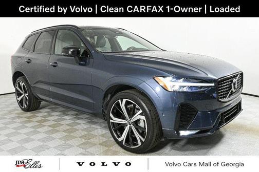 2022 Volvo XC60 B6 R-Design