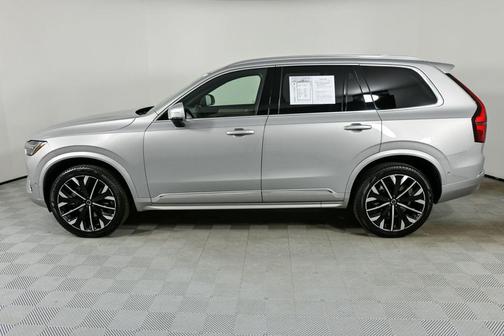 2025 Volvo XC90 B6 Plus 7-Seater