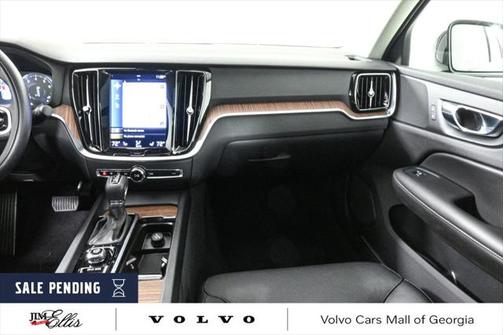 2021 Volvo S60 T5 Momentum