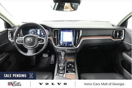 2021 Volvo S60 T5 Momentum