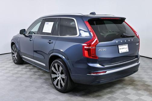 Denim Blue Metallic 2025 Volvo XC90 Plug-In Hybrid T8 Ultra 7-Seater