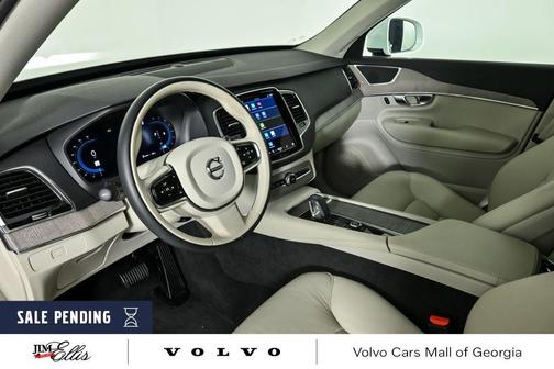 2024 Volvo XC90 B6 Plus Bright Theme 7-Seater