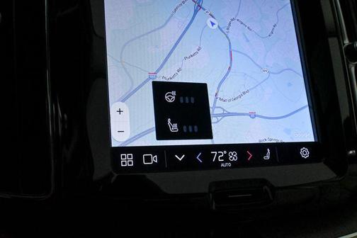 2025 Volvo XC60 Plug-In Hybrid Plus