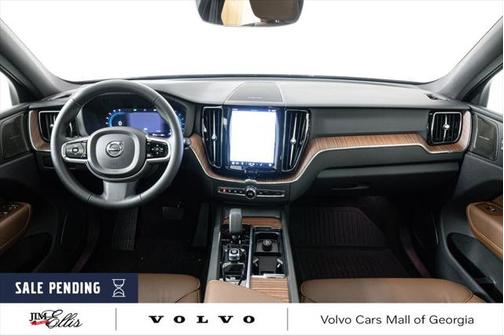 2024 Volvo XC60 B5 Plus Dark Theme