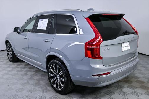 2024 Volvo XC90 B5 Core Bright Theme