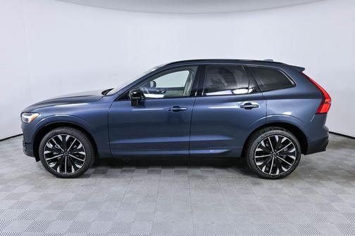 Denim Blue Metallic 2026 Volvo XC60 B5 Ultra