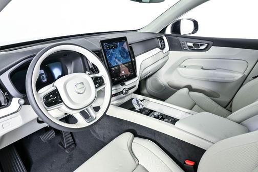 Denim Blue Metallic 2026 Volvo XC60 B5 Ultra