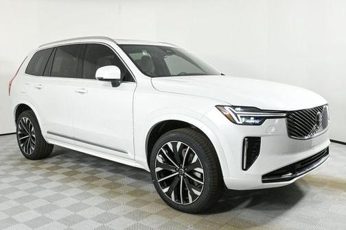 2025 Volvo XC90 B5 Core