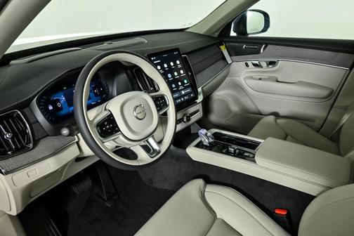 2026 Volvo XC90 B6 Ultra 7-Seater