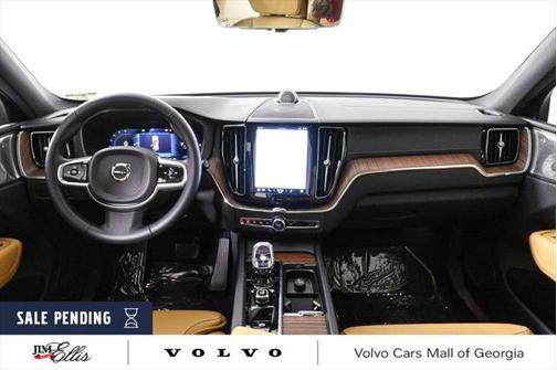 2025 Volvo XC60 Plug-In Hybrid T8 Ultra