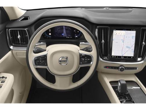 2024 Volvo V60 Cross Country B5 Ultimate