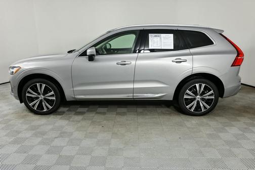 2023 Volvo XC60 B5 Plus Bright Theme