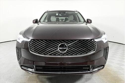 2025 Volvo XC90 B6 Ultra