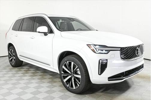 2025 Volvo XC90 B6 Core