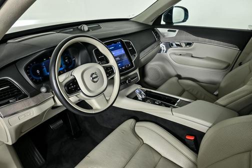 2023 Volvo XC90 Recharge Plug-In Hybrid T8 Ultimate 6-Seater