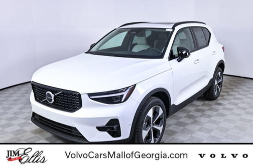 2026 Volvo XC40 Plus, B5 AWD Gas (mild hybrid), Dark