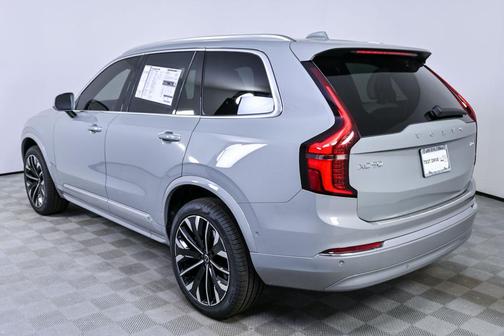 Vapour Grey Metallic 2026 Volvo XC90 Plus, B6 AWD Gas (mild hybrid), Gasoline, Bright, 7 Seats