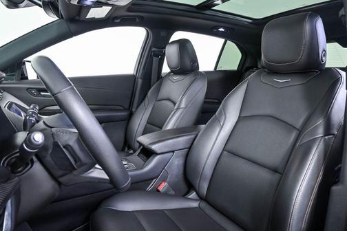 Stellar Black Metallic 2019 Cadillac XT4 Sport