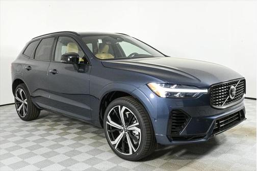 2025 Volvo XC60 Plug-In Hybrid T8 Ultra
