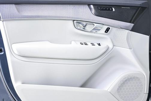 2026 Volvo XC90 B6 Ultra 7-Seater