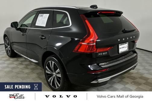 2023 Volvo XC60 B5 Plus Bright Theme