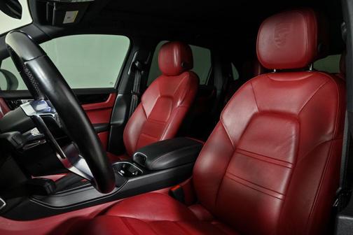 2019 Porsche Cayenne S