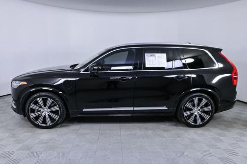 2024 Volvo XC90 Recharge Plug-In Hybrid T8 Ultimate Bright Theme 7-Seater