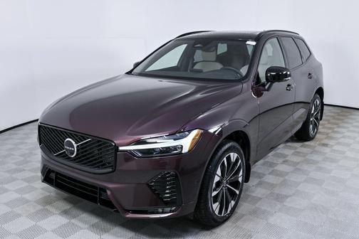 2026 Volvo XC60 B5 Plus