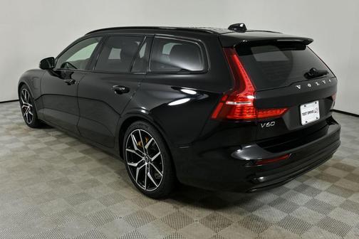 2025 Volvo V60 Plug-In Hybrid Polestar