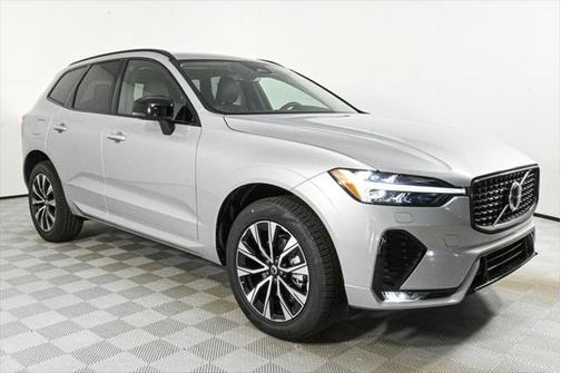 2025 Volvo XC60 B5 Core
