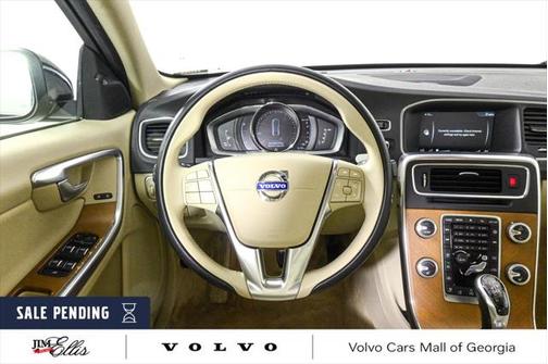 2016 Volvo S60 Inscription T5 Drive-E Platinum