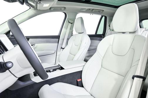 2026 Volvo XC90 Ultra, B6 AWD Gas (mild hybrid), Gasoline, Bright, 7 Seats