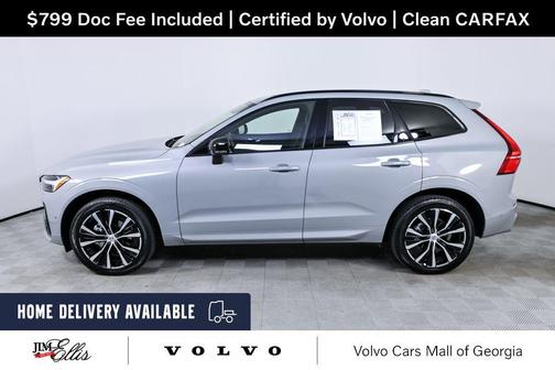 Vapour Grey Metallic 2025 Volvo XC60 B5 Plus