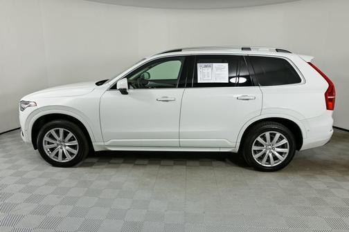 2018 Volvo XC90 T5 Momentum