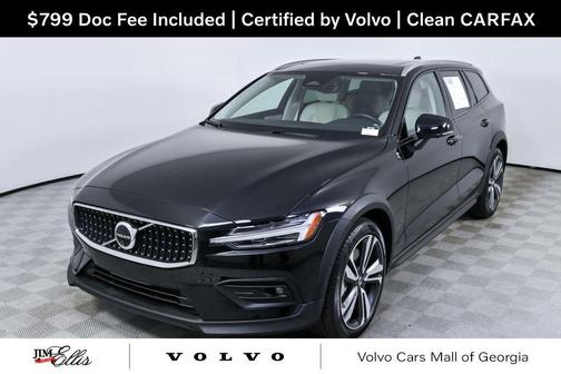 Onyx Black Metallic 2025 Volvo V60 Cross Country Plus, B5 AWD Gas (mild hybrid)