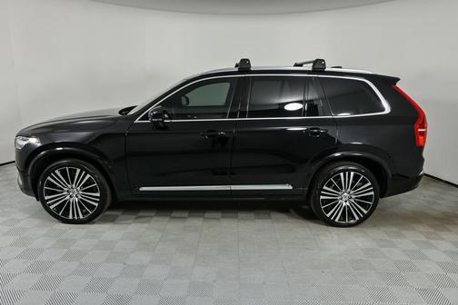 2024 Volvo XC90 B6 Ultimate Bright Theme 7-Seater