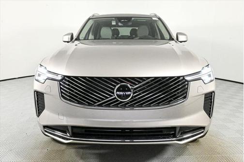 2025 Volvo XC90 B6 Ultra