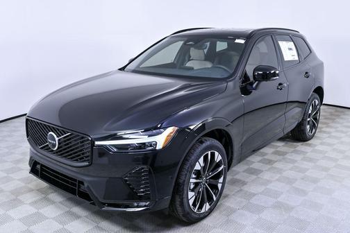 2026 Volvo XC60 B5 Plus