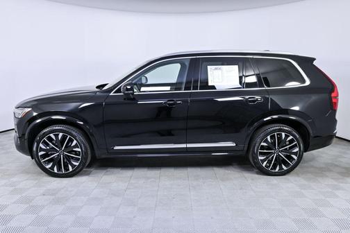 2025 Volvo XC90 B6 Plus 7-Seater