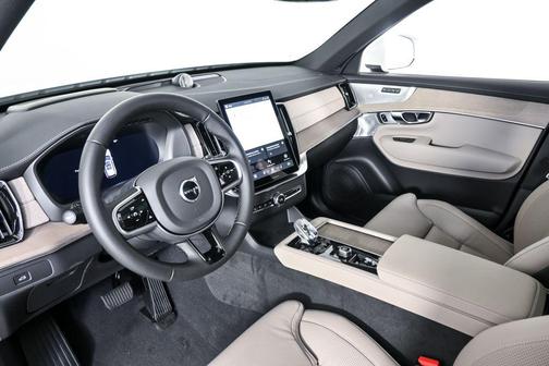 2026 Volvo XC90 Ultra, B6 AWD Gas (mild hybrid), Gasoline, Bright, 7 Seats