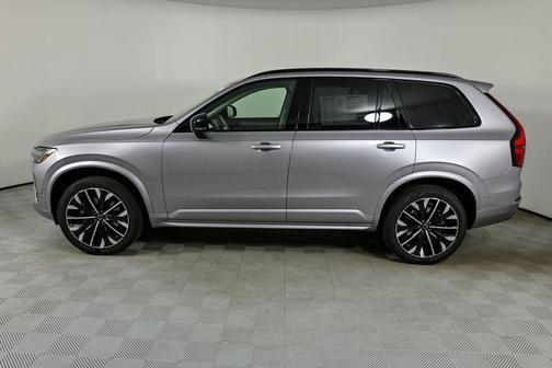 2026 Volvo XC90 B6 Ultra Dark Theme 7-Seater