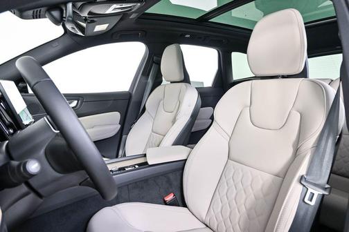 Aurora Silver 2026 Volvo XC60 B5 Plus